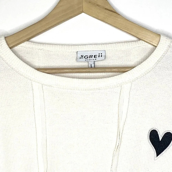 The GREii Medium Waffle Knit Heart Embroidered Ruffle Stitch Thermal Cotton - Picture 4 of 9